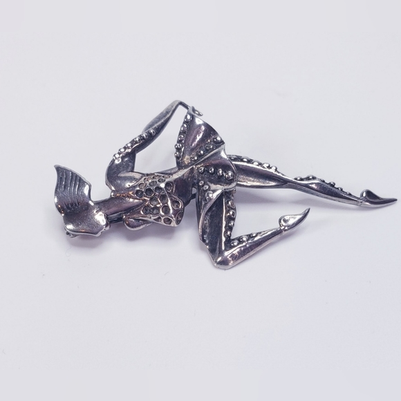 Sterling Silver Sculpted Ballet Dancer Brooch Pin. 2.5" - Picture 4 of 5